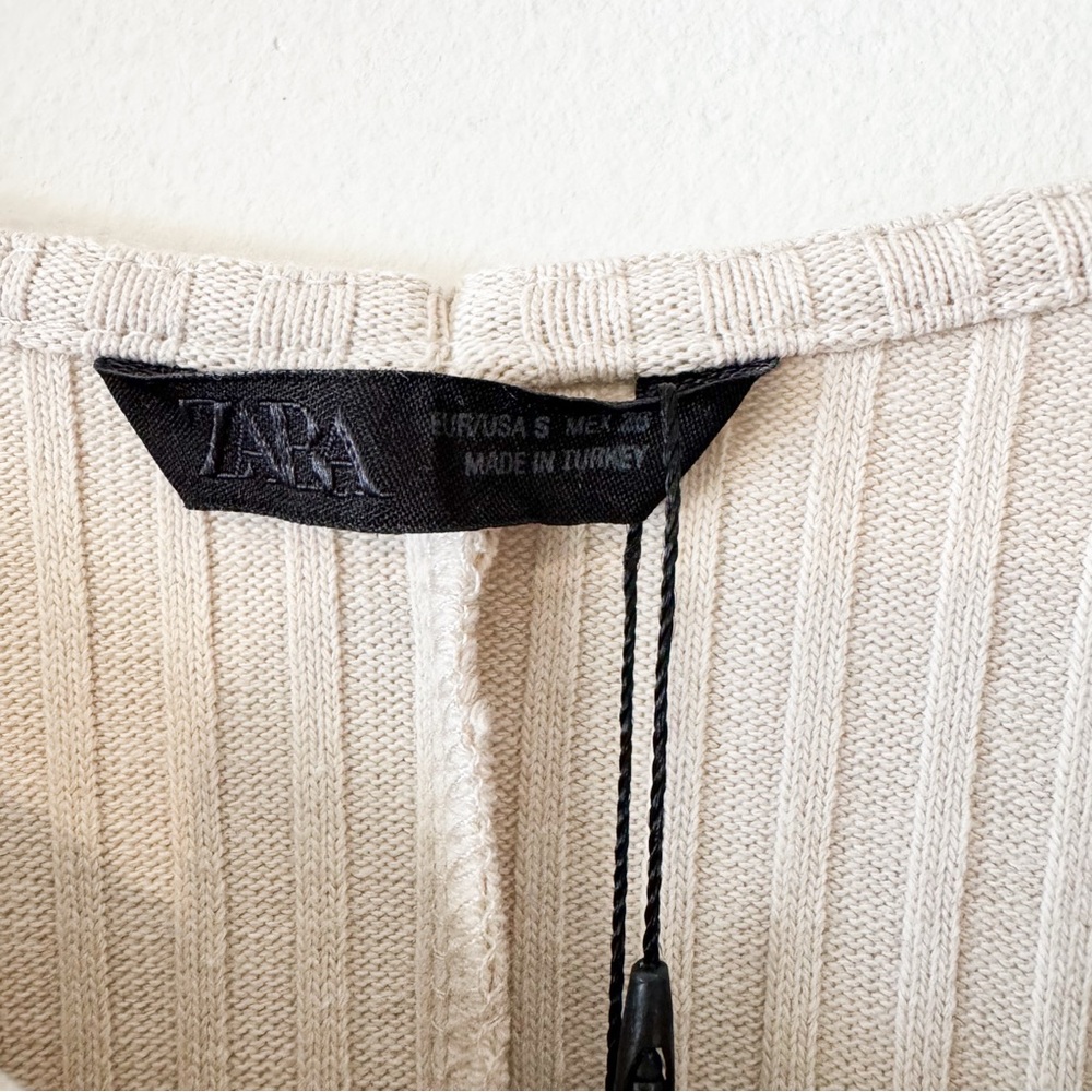 Zara Beige V-Neck Cape Size Small - Picture 9 of 11